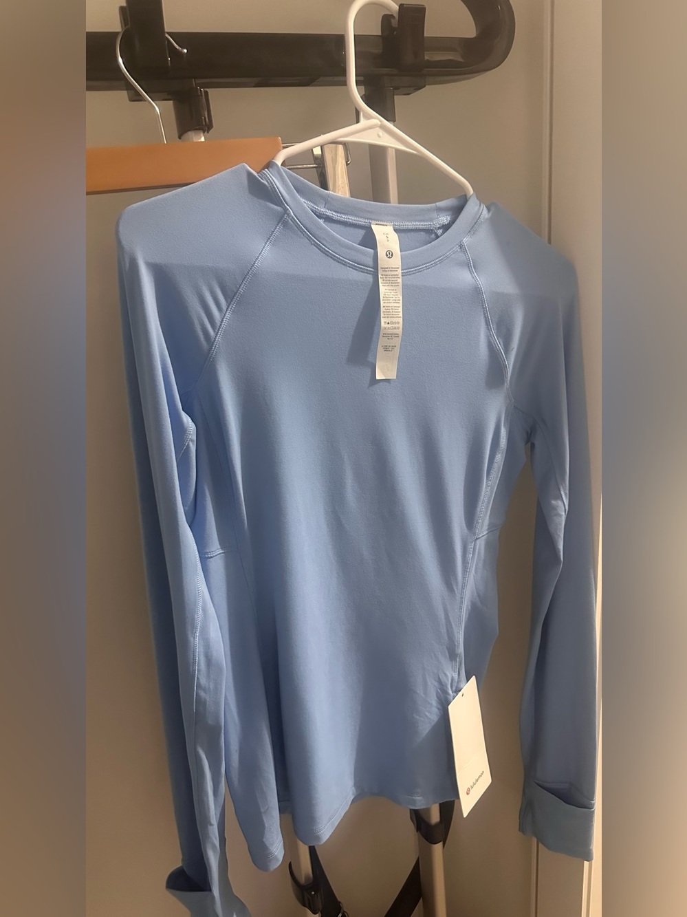 lululemon It's Rulu Long-Sleeve Shirt - Picture 4 of 15